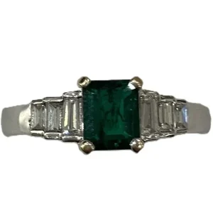 Emerald ring